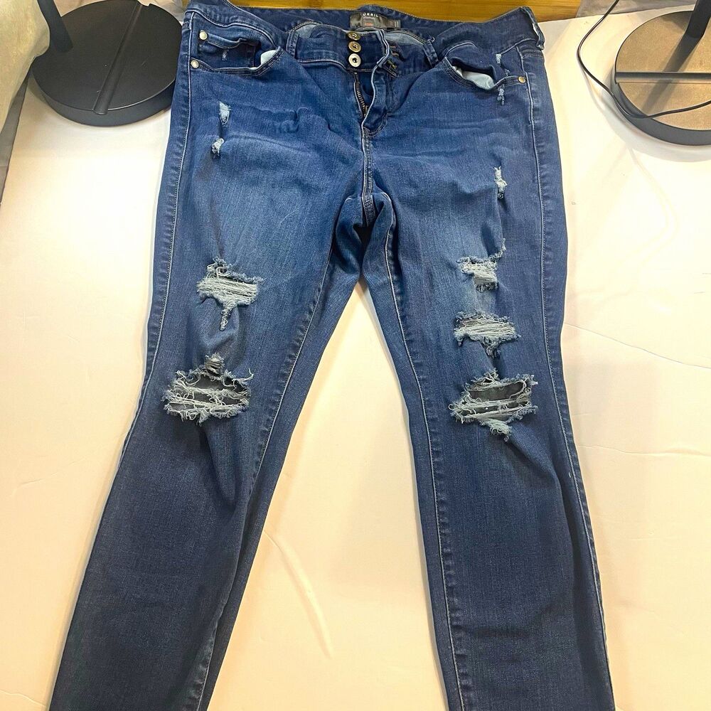 Torrid Feel The Fit Plus Size 18 Blue Mid Rise Medium Wash Distressed Jeggings